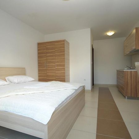 Apartments Anita Budva Exterior foto